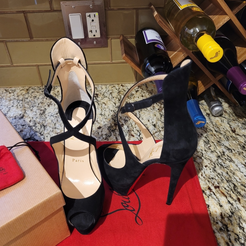 Marlenalta Christian Louboutin Heels - Picture 4 of 6